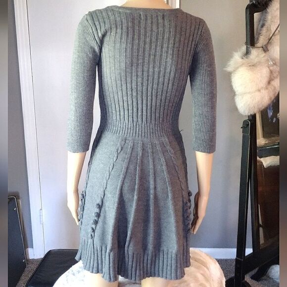 Mak Sweater Women's Size Small Long Gray Embroidered Knit Half Sleeve Dress - Picture 2 of 13